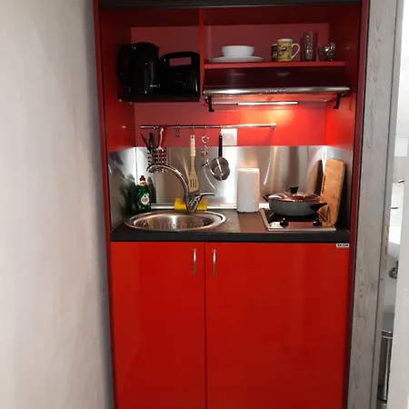 Apartment Dramamine2