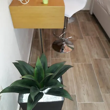 Apartment Dramamine2